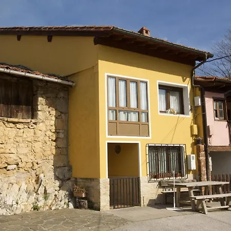 Casa Criseva Ii Avin